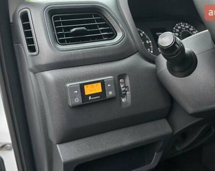 Белый Рено Мастер, объемом двигателя 2.3 л и пробегом 193 тыс. км за 21700 $, фото 24 на Automoto.ua