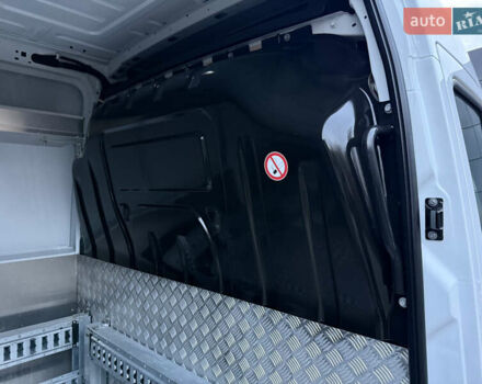 Белый Рено Мастер, объемом двигателя 0 л и пробегом 252 тыс. км за 18800 $, фото 76 на Automoto.ua