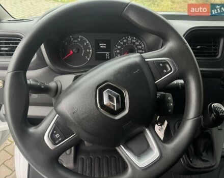 Белый Рено Мастер, объемом двигателя 2.3 л и пробегом 262 тыс. км за 18100 $, фото 14 на Automoto.ua