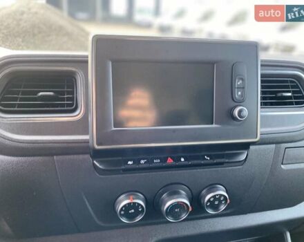 Белый Рено Мастер, объемом двигателя 2.3 л и пробегом 138 тыс. км за 18850 $, фото 41 на Automoto.ua