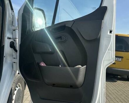 Білий Рено Мастєр, об'ємом двигуна 2.3 л та пробігом 187 тис. км за 21800 $, фото 49 на Automoto.ua