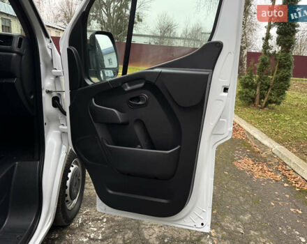 Белый Рено Мастер, объемом двигателя 2.3 л и пробегом 66 тыс. км за 25800 $, фото 46 на Automoto.ua