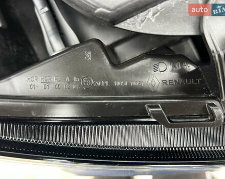 Белый Рено Мастер, объемом двигателя 2.3 л и пробегом 233 тыс. км за 17900 $, фото 146 на Automoto.ua