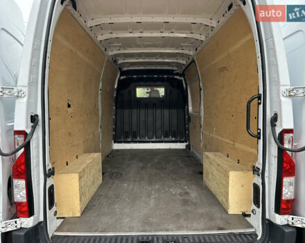 Білий Рено Мастєр, об'ємом двигуна 2.3 л та пробігом 204 тис. км за 22300 $, фото 27 на Automoto.ua