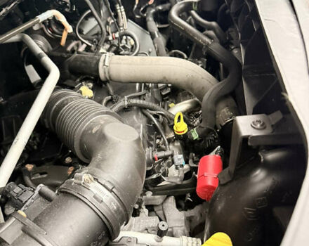 Белый Рено Мастер, объемом двигателя 2.3 л и пробегом 220 тыс. км за 19700 $, фото 9 на Automoto.ua