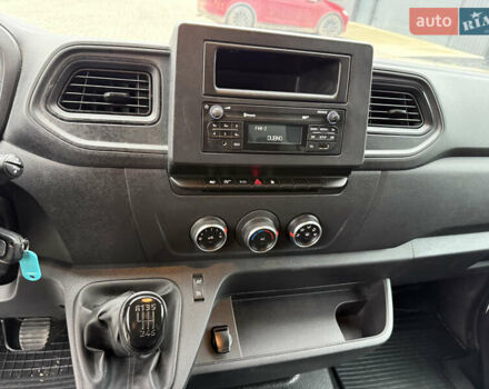 Білий Рено Мастєр, об'ємом двигуна 2.3 л та пробігом 98 тис. км за 27300 $, фото 48 на Automoto.ua