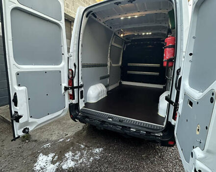 Белый Рено Мастер, объемом двигателя 2.3 л и пробегом 250 тыс. км за 19500 $, фото 6 на Automoto.ua