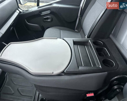 Белый Рено Мастер, объемом двигателя 2.3 л и пробегом 36 тыс. км за 25600 $, фото 35 на Automoto.ua