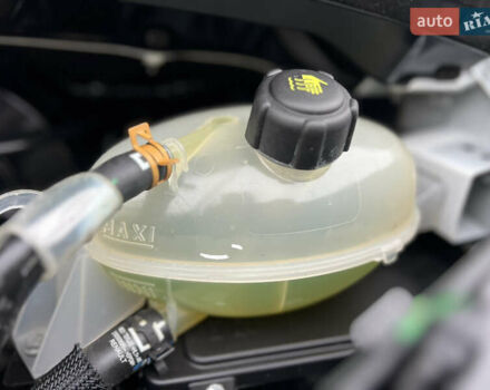 Белый Рено Мастер, объемом двигателя 2.3 л и пробегом 233 тыс. км за 17900 $, фото 140 на Automoto.ua