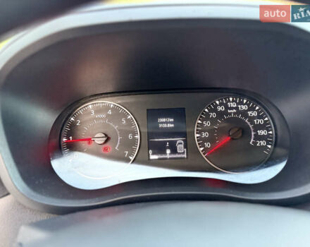 Белый Рено Мастер, объемом двигателя 2.3 л и пробегом 230 тыс. км за 19950 $, фото 25 на Automoto.ua