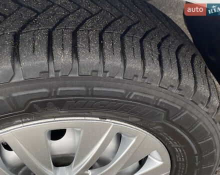 Білий Рено Мастєр, об'ємом двигуна 2.3 л та пробігом 246 тис. км за 19900 $, фото 65 на Automoto.ua