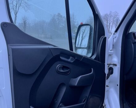 Білий Рено Мастєр, об'ємом двигуна 2.3 л та пробігом 204 тис. км за 20000 $, фото 4 на Automoto.ua