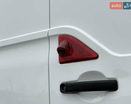 Белый Рено Мастер, объемом двигателя 2.3 л и пробегом 233 тыс. км за 17900 $, фото 69 на Automoto.ua