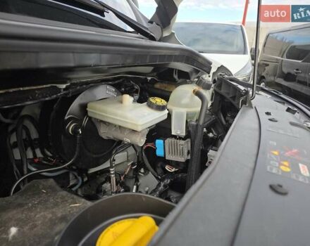 Белый Рено Мастер, объемом двигателя 2.3 л и пробегом 206 тыс. км за 21000 $, фото 35 на Automoto.ua