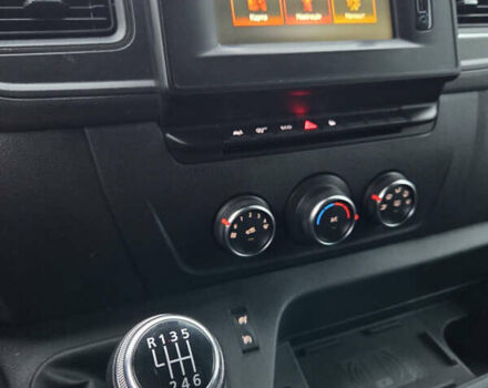 Белый Рено Мастер, объемом двигателя 2.3 л и пробегом 253 тыс. км за 20999 $, фото 15 на Automoto.ua