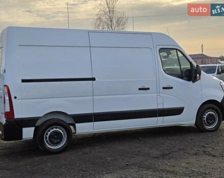 Белый Рено Мастер, объемом двигателя 2.3 л и пробегом 179 тыс. км за 18900 $, фото 3 на Automoto.ua