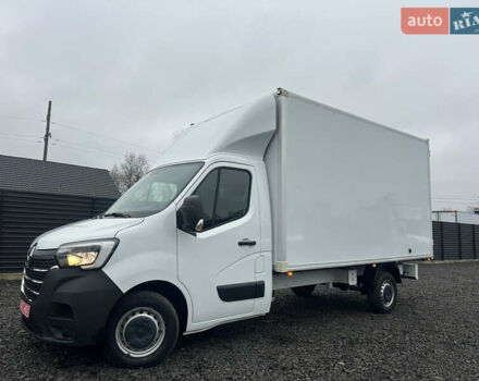 Белый Рено Мастер, объемом двигателя 2.3 л и пробегом 36 тыс. км за 25600 $, фото 1 на Automoto.ua