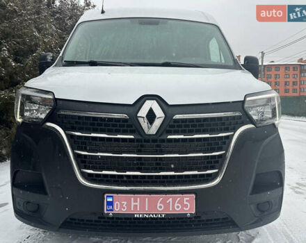 Белый Рено Мастер, объемом двигателя 2.3 л и пробегом 253 тыс. км за 20999 $, фото 1 на Automoto.ua