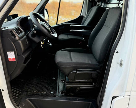 Белый Рено Мастер, объемом двигателя 2.3 л и пробегом 230 тыс. км за 19950 $, фото 20 на Automoto.ua