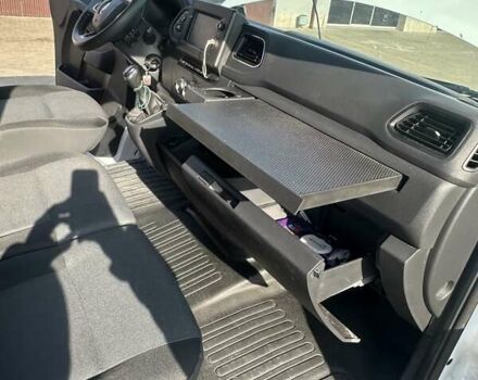 Білий Рено Мастєр, об'ємом двигуна 2.3 л та пробігом 187 тис. км за 21800 $, фото 57 на Automoto.ua