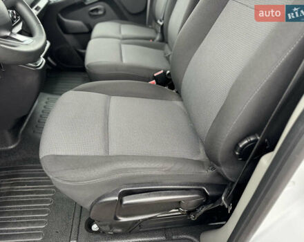 Білий Рено Мастєр, об'ємом двигуна 2.3 л та пробігом 267 тис. км за 21500 $, фото 86 на Automoto.ua