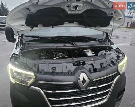 Белый Рено Мастер, объемом двигателя 2.3 л и пробегом 184 тыс. км за 18300 $, фото 77 на Automoto.ua