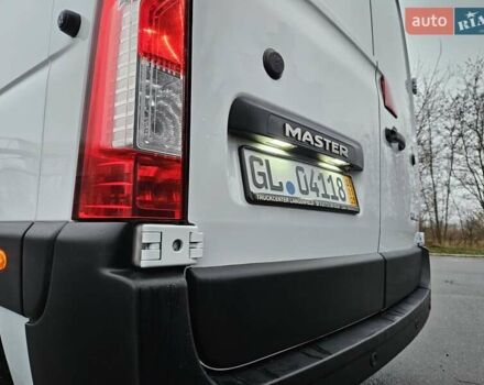 Білий Рено Мастєр, об'ємом двигуна 2.3 л та пробігом 217 тис. км за 18900 $, фото 33 на Automoto.ua