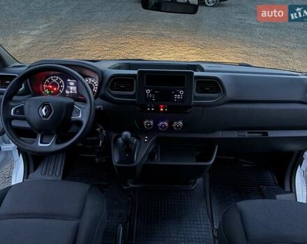 Белый Рено Мастер, объемом двигателя 2.3 л и пробегом 223 тыс. км за 17200 $, фото 26 на Automoto.ua