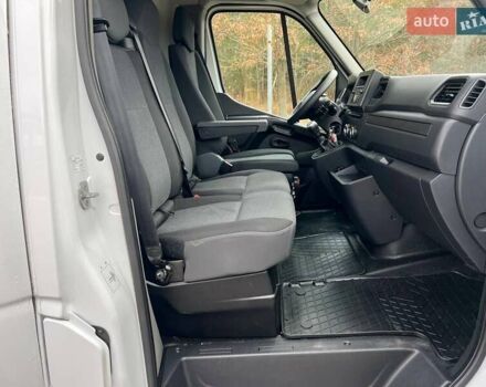 Белый Рено Мастер, объемом двигателя 2.3 л и пробегом 293 тыс. км за 24999 $, фото 62 на Automoto.ua