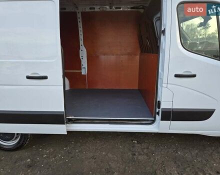 Белый Рено Мастер, объемом двигателя 2.3 л и пробегом 179 тыс. км за 18900 $, фото 39 на Automoto.ua