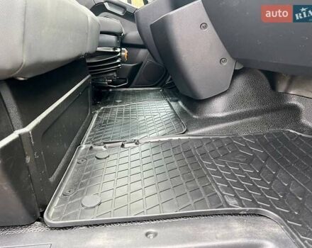 Белый Рено Мастер, объемом двигателя 2.3 л и пробегом 293 тыс. км за 24999 $, фото 54 на Automoto.ua