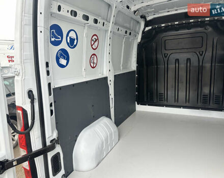 Белый Рено Мастер, объемом двигателя 2.3 л и пробегом 240 тыс. км за 18500 $, фото 103 на Automoto.ua