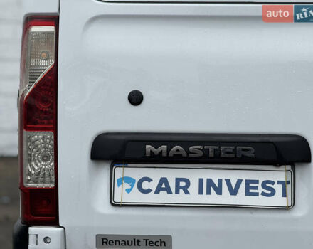Белый Рено Мастер, объемом двигателя 2.3 л и пробегом 242 тыс. км за 21000 $, фото 17 на Automoto.ua