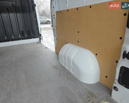 Білий Рено Мастєр, об'ємом двигуна 2.3 л та пробігом 181 тис. км за 20000 $, фото 35 на Automoto.ua