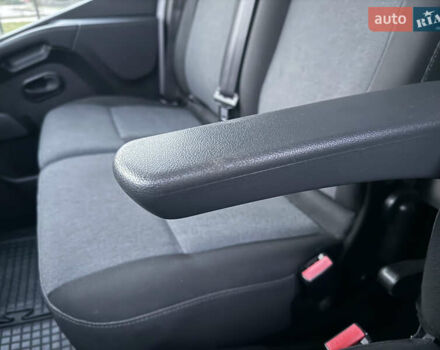 Белый Рено Мастер, объемом двигателя 0 л и пробегом 252 тыс. км за 18800 $, фото 35 на Automoto.ua