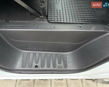 Білий Рено Мастєр, об'ємом двигуна 2.3 л та пробігом 98 тис. км за 27300 $, фото 54 на Automoto.ua