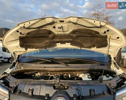 Білий Рено Мастєр, об'ємом двигуна 2.3 л та пробігом 198 тис. км за 17850 $, фото 38 на Automoto.ua