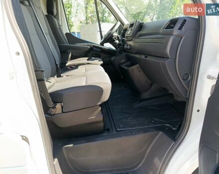 Білий Рено Мастєр, об'ємом двигуна 0 л та пробігом 237 тис. км за 18950 $, фото 12 на Automoto.ua