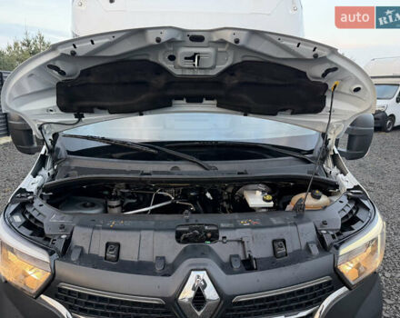 Белый Рено Мастер, объемом двигателя 2.3 л и пробегом 320 тыс. км за 24500 $, фото 20 на Automoto.ua