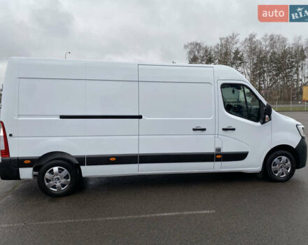 Белый Рено Мастер, объемом двигателя 2.3 л и пробегом 200 тыс. км за 18450 $, фото 7 на Automoto.ua