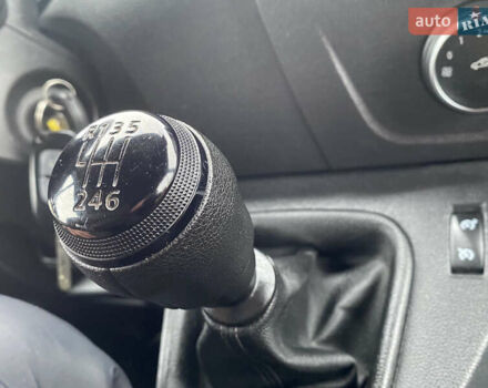 Білий Рено Мастєр, об'ємом двигуна 2.3 л та пробігом 246 тис. км за 19900 $, фото 49 на Automoto.ua