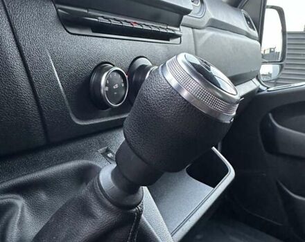 Белый Рено Мастер, объемом двигателя 2.3 л и пробегом 290 тыс. км за 25200 $, фото 37 на Automoto.ua