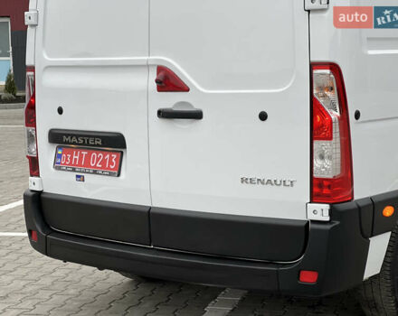 Белый Рено Мастер, объемом двигателя 2.3 л и пробегом 233 тыс. км за 17900 $, фото 68 на Automoto.ua