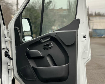 Белый Рено Мастер, объемом двигателя 2.3 л и пробегом 372 тыс. км за 18500 $, фото 17 на Automoto.ua