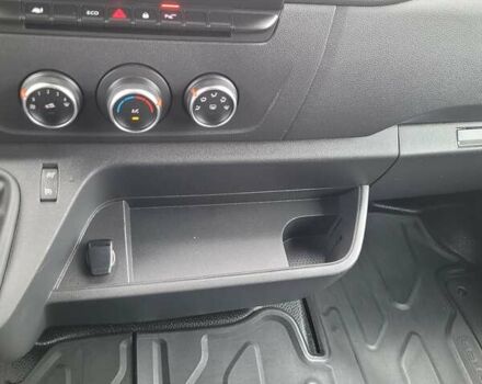 Белый Рено Мастер, объемом двигателя 2.3 л и пробегом 178 тыс. км за 20800 $, фото 37 на Automoto.ua