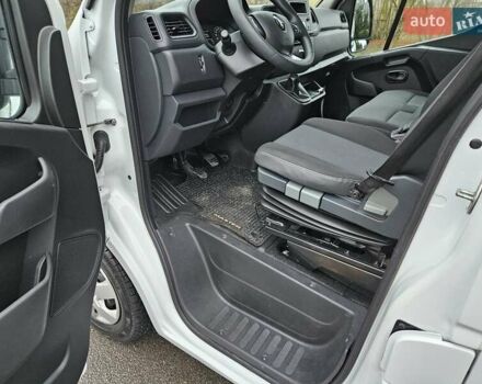 Білий Рено Мастєр, об'ємом двигуна 2.3 л та пробігом 217 тис. км за 18900 $, фото 35 на Automoto.ua