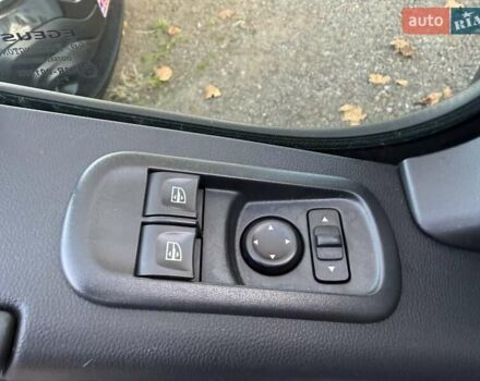 Білий Рено Мастєр, об'ємом двигуна 2.3 л та пробігом 205 тис. км за 20500 $, фото 10 на Automoto.ua