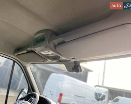 Белый Рено Мастер, объемом двигателя 2.3 л и пробегом 138 тыс. км за 18850 $, фото 28 на Automoto.ua