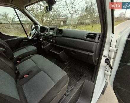 Белый Рено Мастер, объемом двигателя 2.3 л и пробегом 205 тыс. км за 25550 $, фото 27 на Automoto.ua