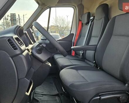 Білий Рено Мастєр, об'ємом двигуна 2.3 л та пробігом 103 тис. км за 23800 $, фото 20 на Automoto.ua